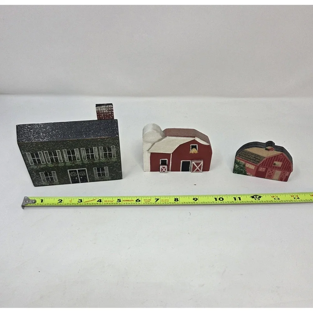 Holiday Decor Church House Barn Farmhouse Lighted Christmas Village Lot Of 3